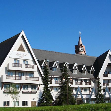 Coppid Beech Hotel Бракнел Екстериор снимка