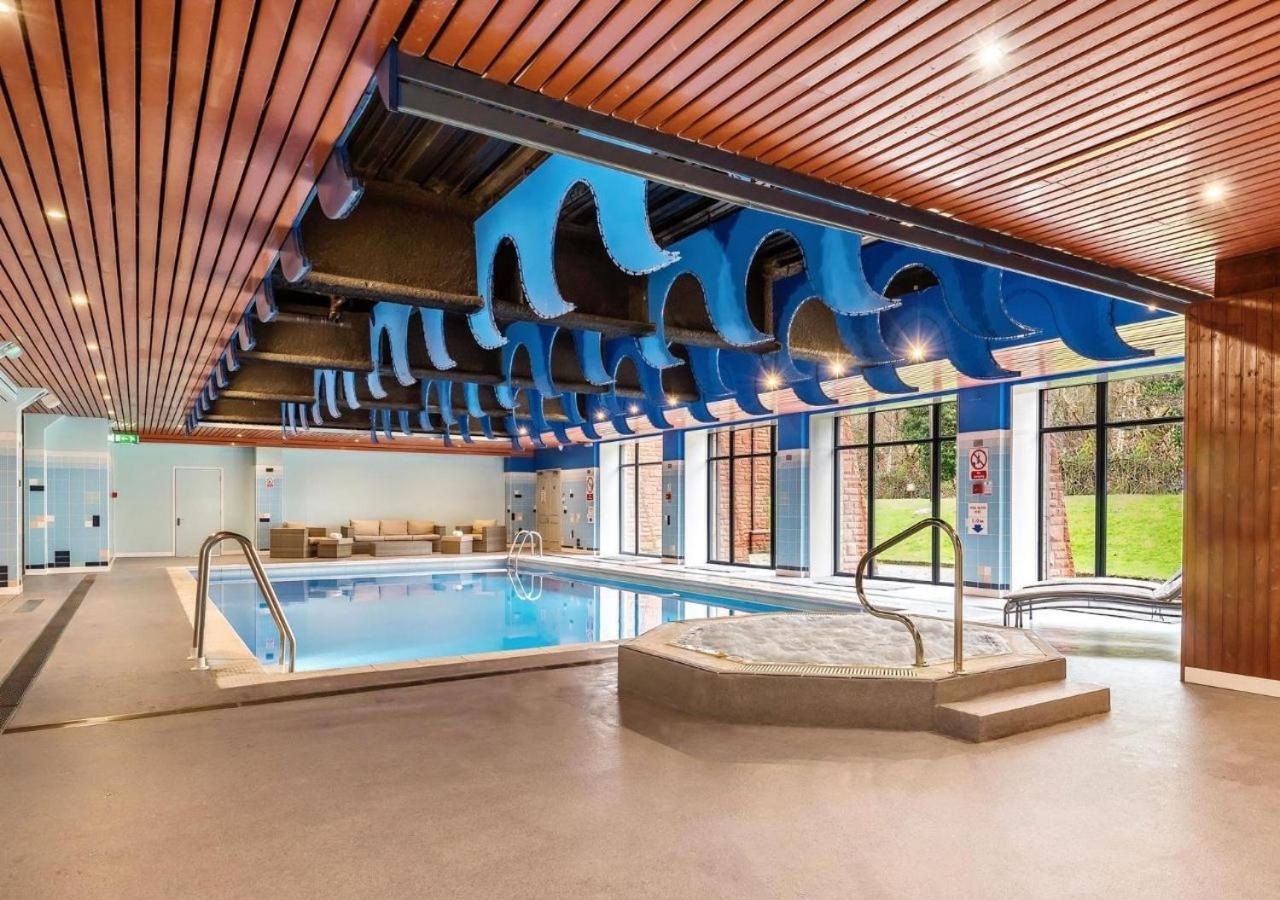 Coppid Beech Hotel Бракнел Екстериор снимка