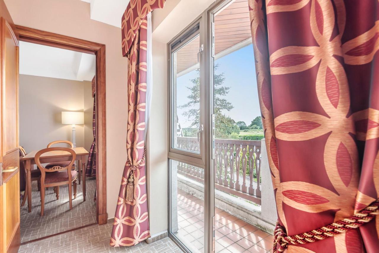 Coppid Beech Hotel Бракнел Екстериор снимка