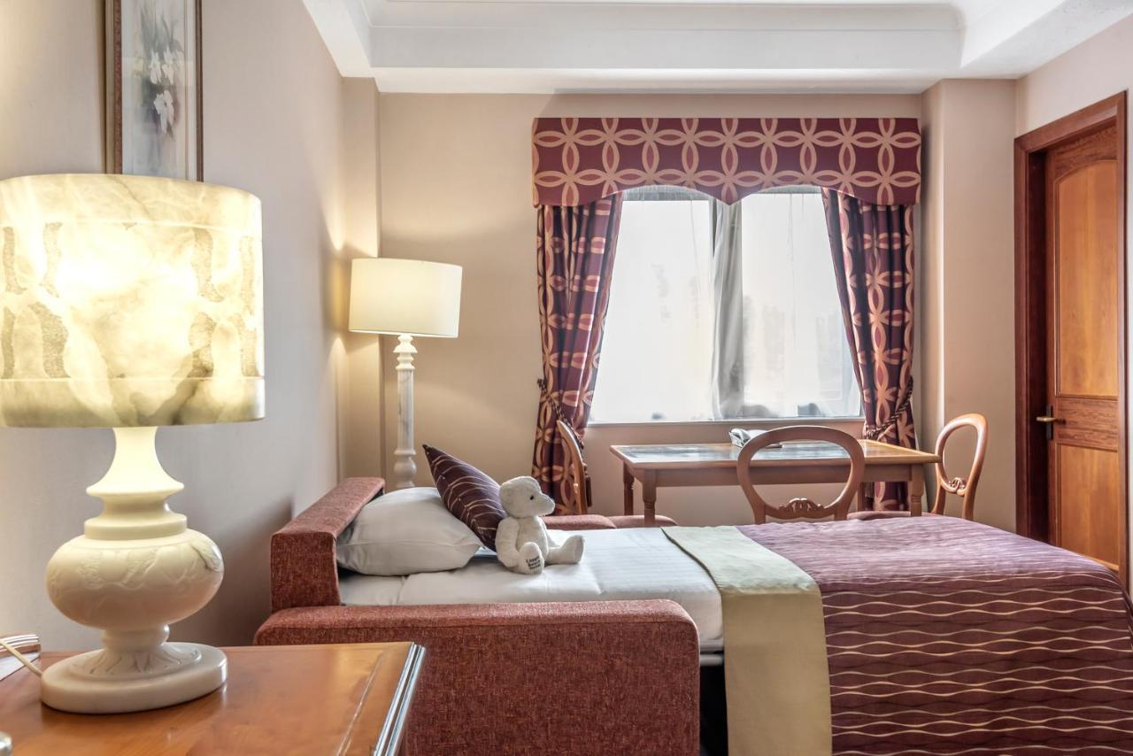 Coppid Beech Hotel Бракнел Екстериор снимка
