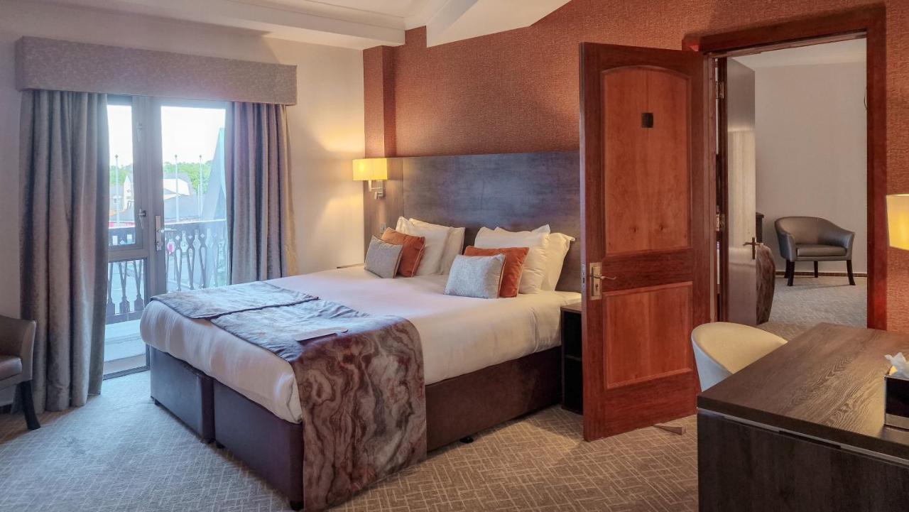 Coppid Beech Hotel Бракнел Екстериор снимка