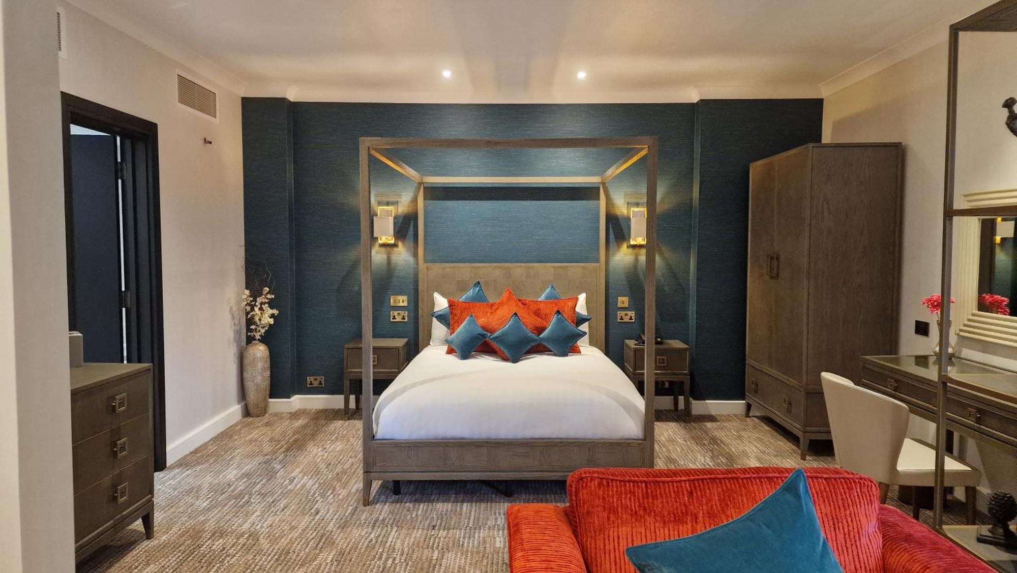 Coppid Beech Hotel Бракнел Екстериор снимка